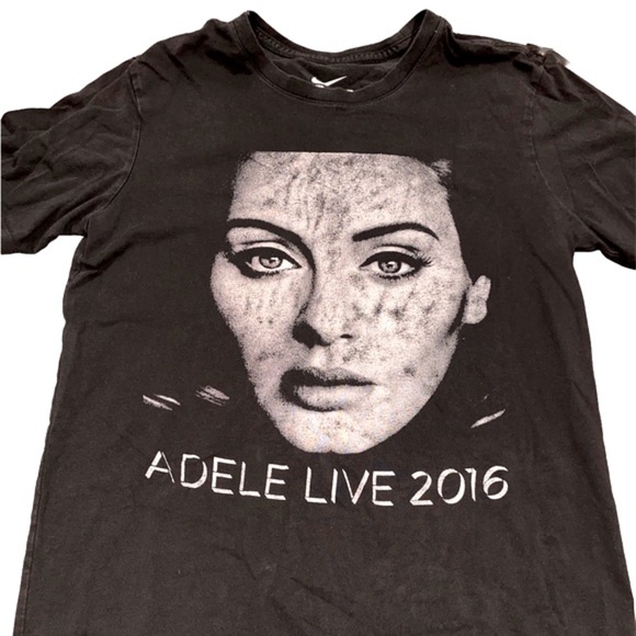 Nike Adele 2016 black concert T-shirt size small - Picture 2 of 6